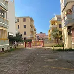 Sun & Sea - Spacious 2 Bedroom 150m Beach, Terrace, Ac, Wifi, Sleeps 6