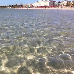 Sun & Sea - Spacious 2 Bedroom 150m Beach, Terrace, Ac, Wifi, Sleeps 6 * אלגהרו