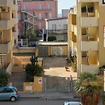 Appartamento Sun & Sea - Spacious 2 Bedroom 150m Beach, Terrace, Ac, Wifi, Sleeps 6 Alghero