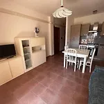 Sun & Sea - Spacious 2 Bedroom 150m Beach, Terrace, Ac, Wifi, Sleeps 6 * Αλγκέρο