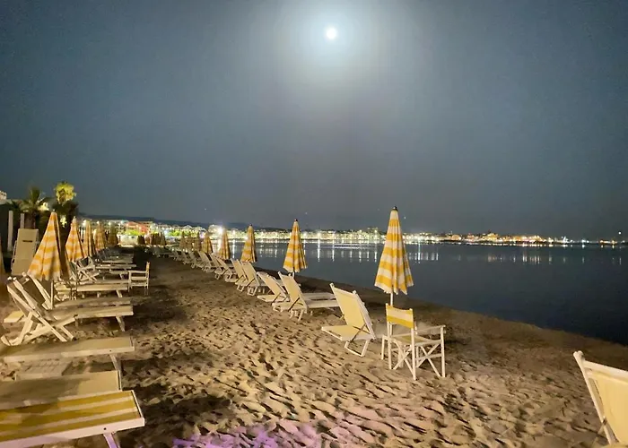 Sun & Sea - A 50 Metri Διαμέρισμα *